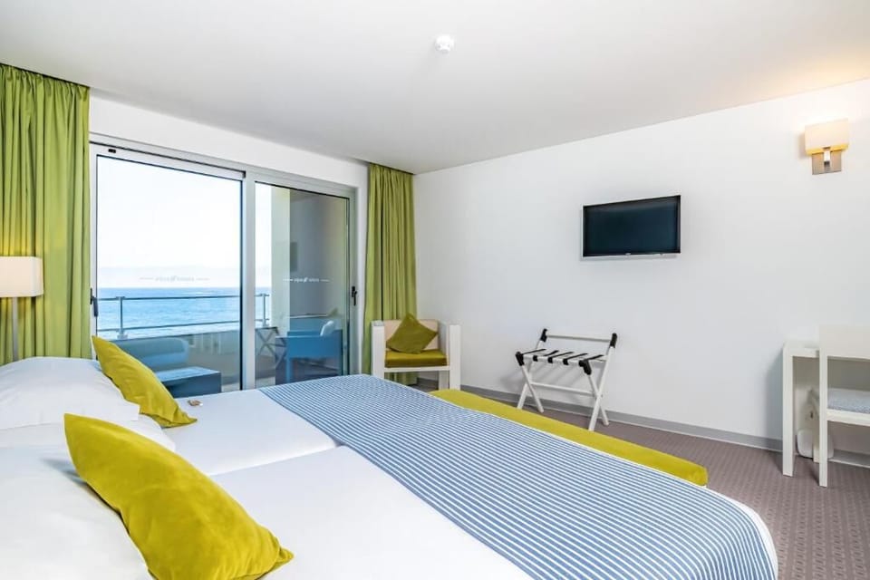 Stretch out and relax with plenty of space to recharge.