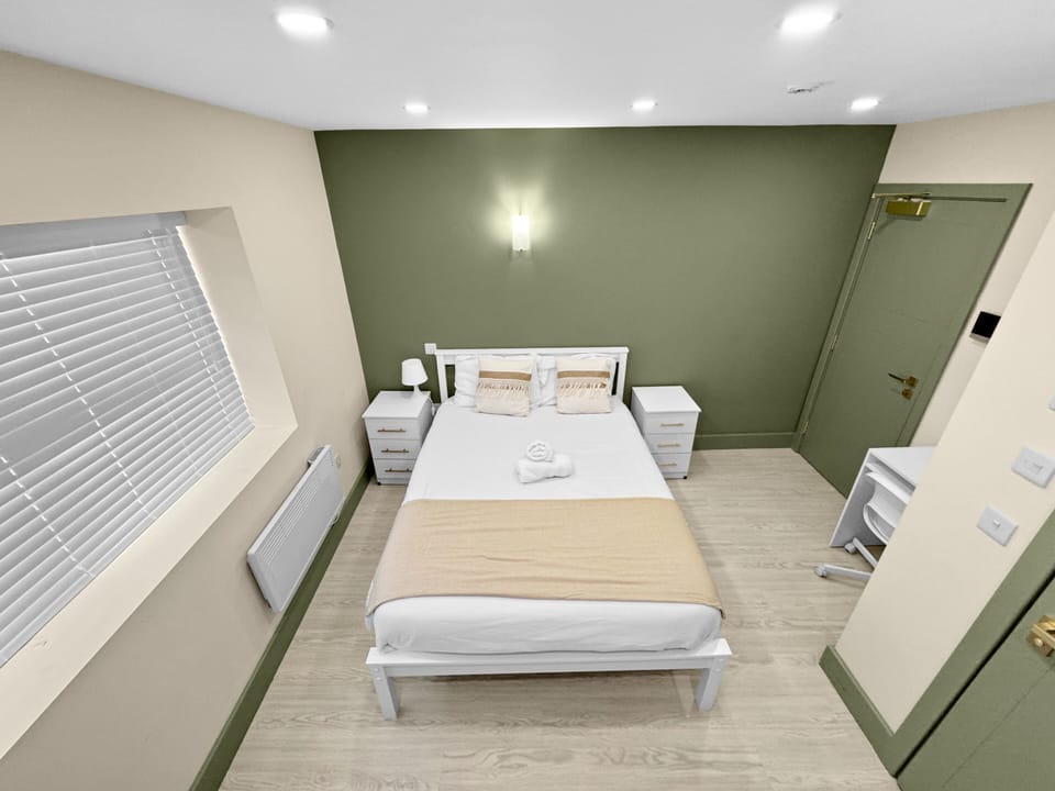 Comfortable Stay • Great Location • Easy Transport