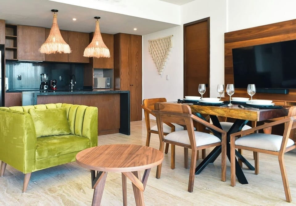 Living & Dining