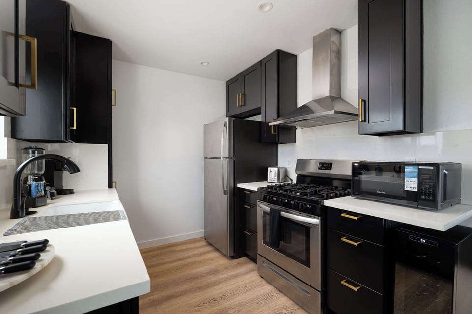 Cook up your favorites in this cozy, well-equipped kitchen.
