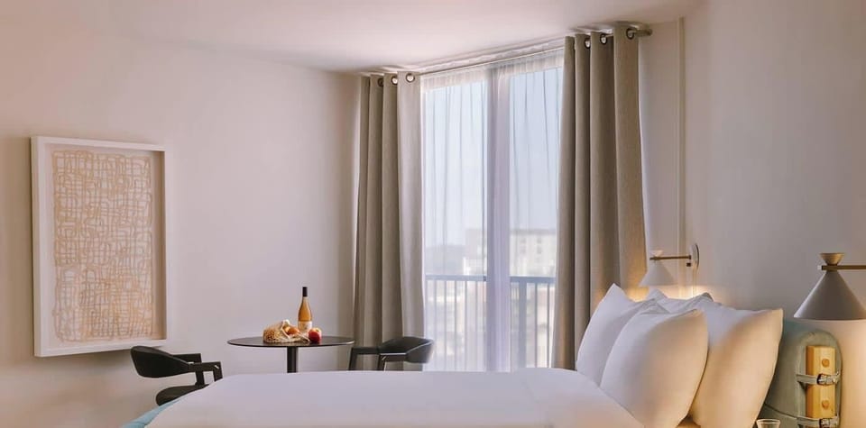 Roami at The Fitz - Saint Paul | Classic Studio 