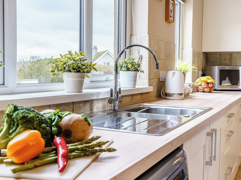 Kitchen/diner | Hafdir - Gwbert Holiday Cottages, Gwbert, near Cardigan
