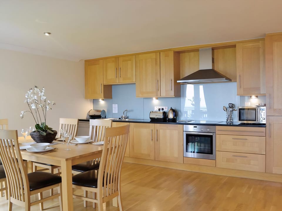 Typical Open plan living/dining/kitchen | Links Apartments - Links Apartment 1, Brora
