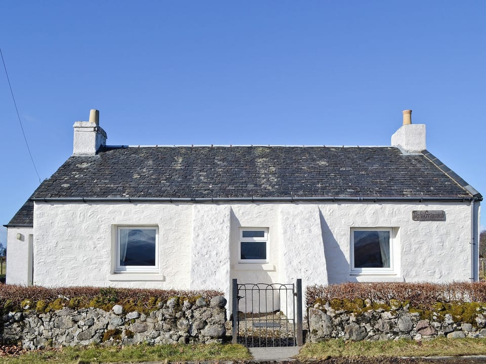 Exterior | Tigh Grianach, North Connel, near Oban