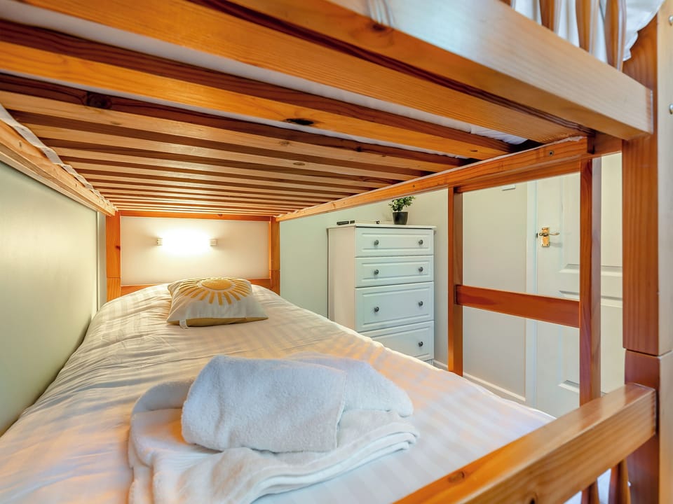 Bunk bedroom | 12 Mount Brioni - Mount Brioni, Seaton