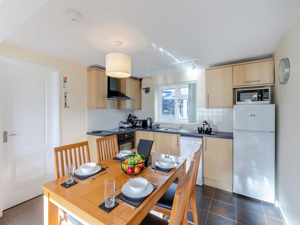 Kitchen/diner | 2 Mount Brioni - Mount Brioni, Seaton
