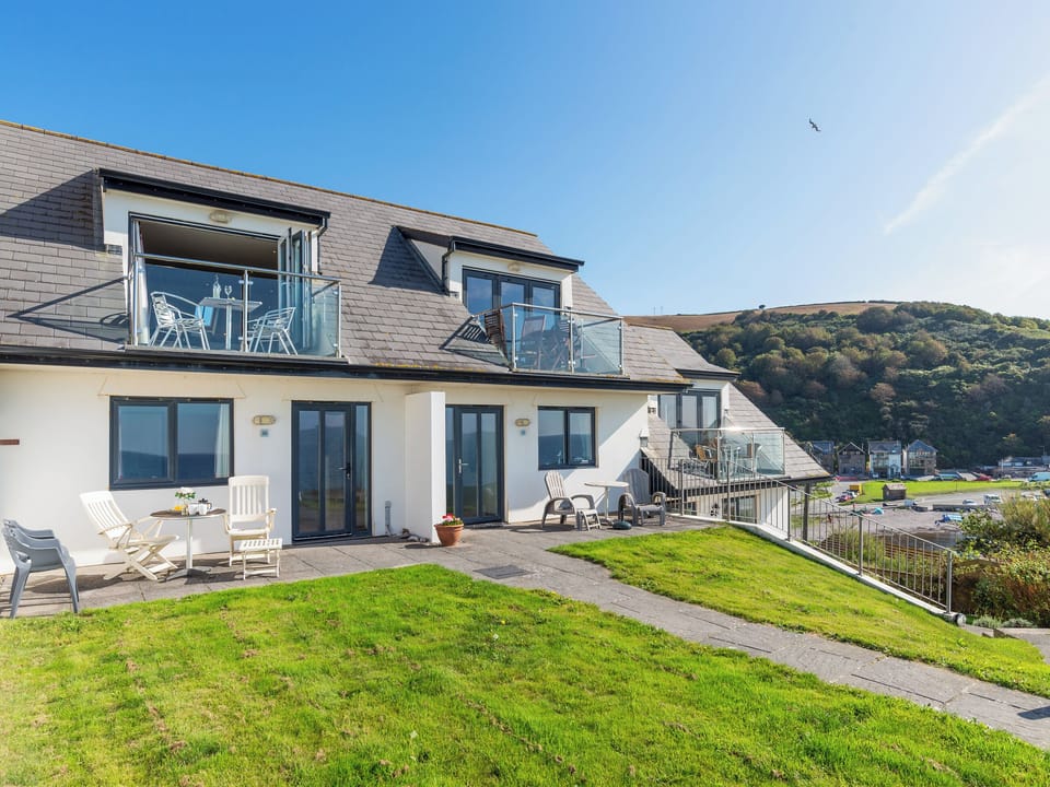 Wonderful holiday home | 26 Mount Brioni - Mount Brioni, Seaton