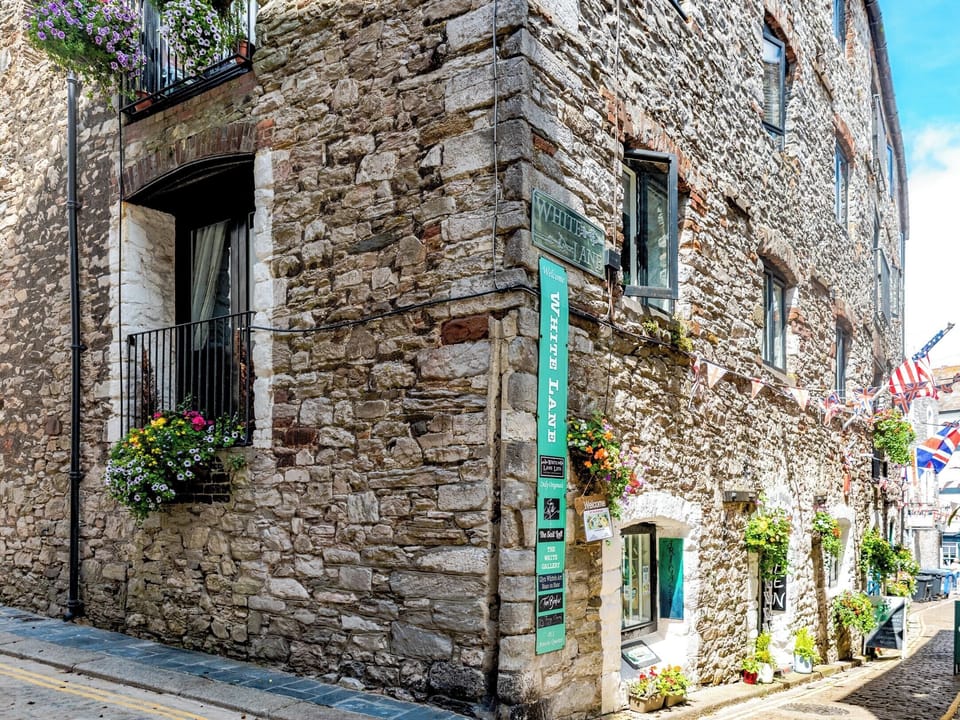 Exterior | White Lane Apar, Plymou