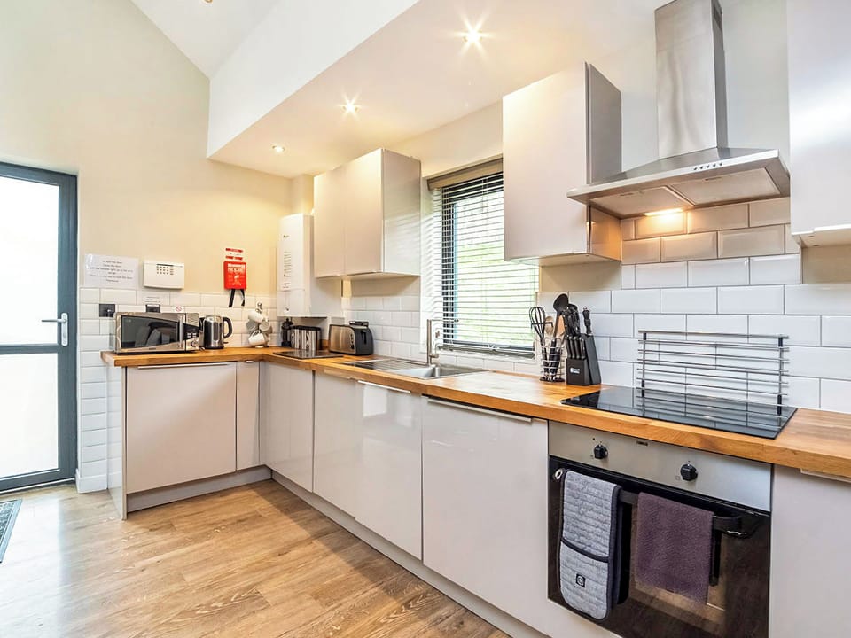 Kitchen | 4 Monkbar Mews - City Apartments, York