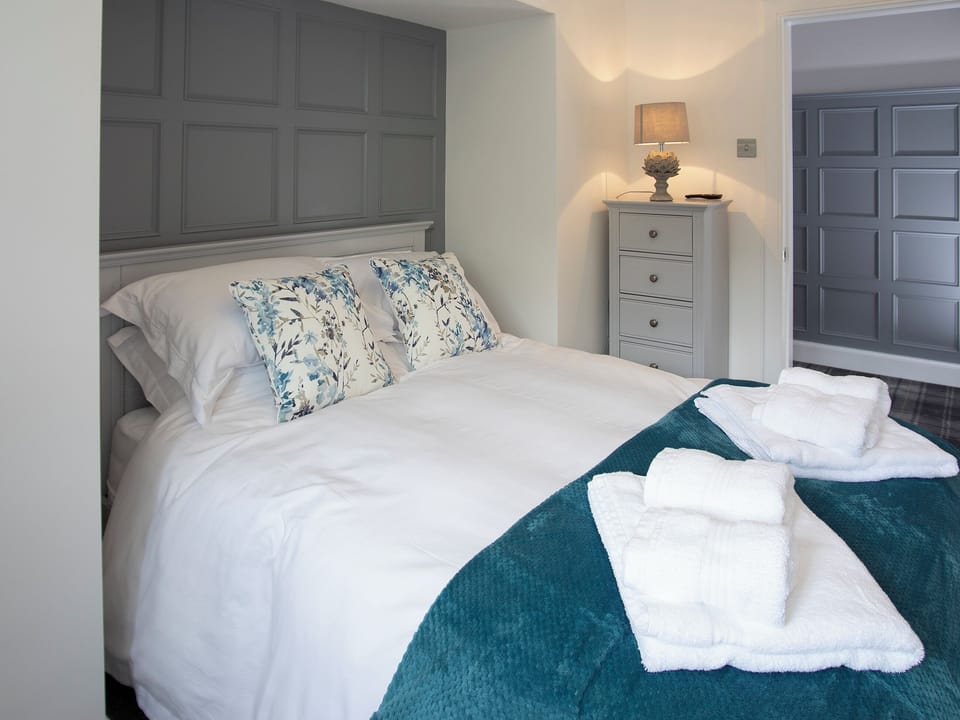 Double bedroom | Laundry Cottage - Drumlanrig Castle, Thornhill, near Dumfries