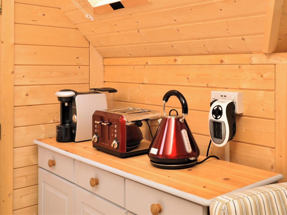 Open plan living space | Seal Point Cabin, Cairndow