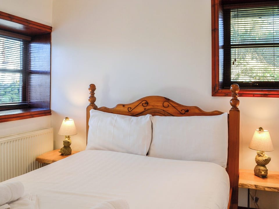 Double bedroom | Maberry Cottage - Waterside, Newton Stewart
