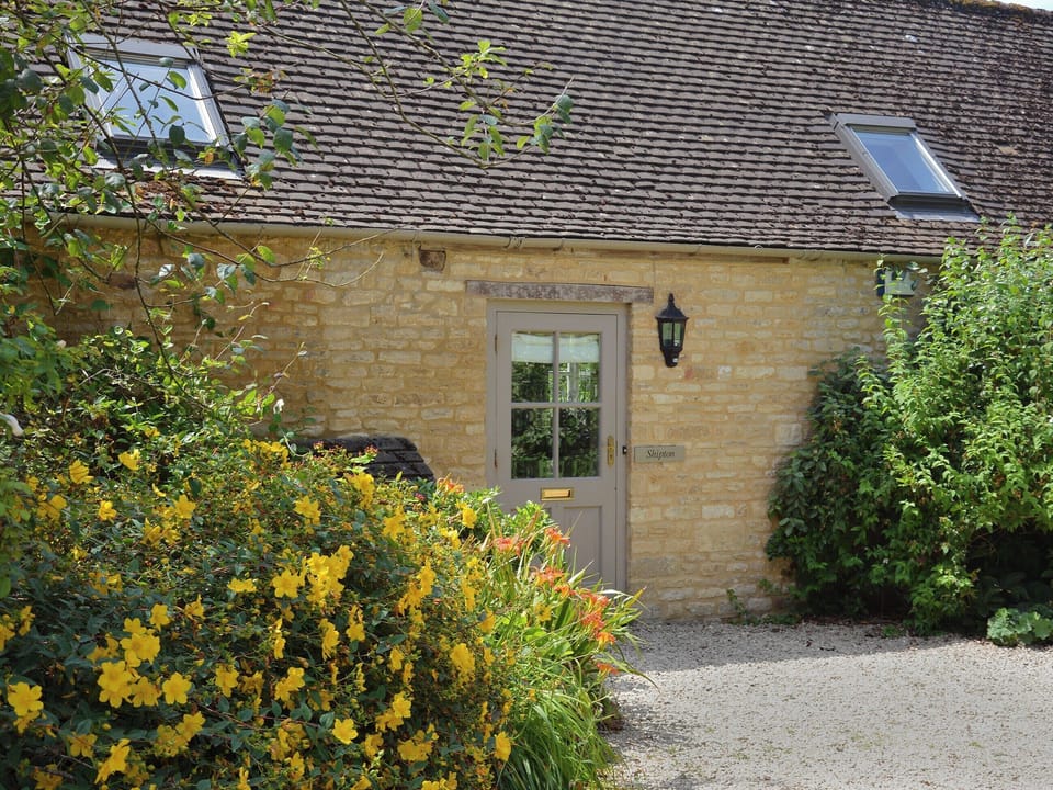 Front entrance to holiday home | Shipton - Bruern Holiday Cottages, Bruern, near Chipping Norton