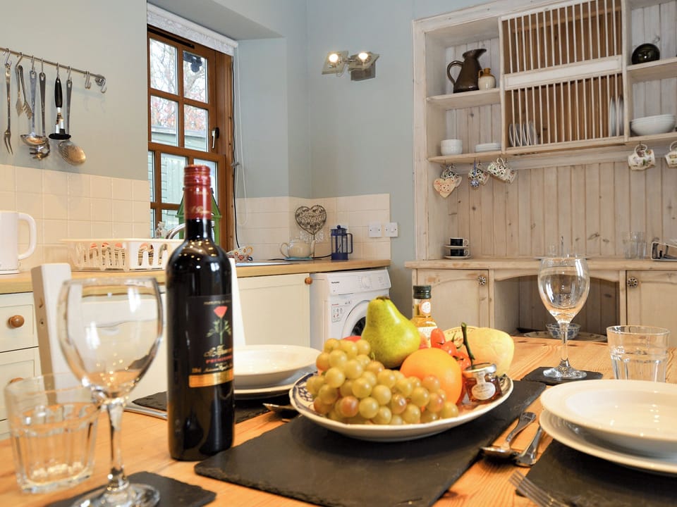 Kitchen/diner | Kevington Cottage, Dunoon