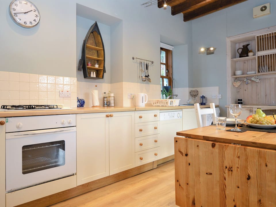 Kitchen/diner | Kevington Cottage, Dunoon