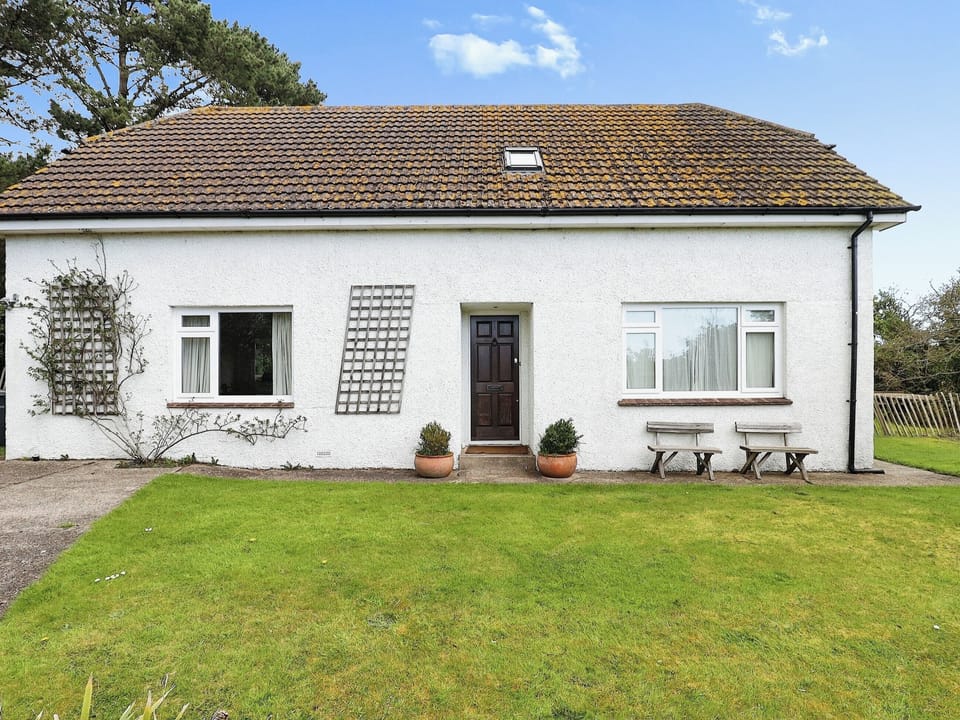 Exterior | Rofford Lodge, Yarmouth