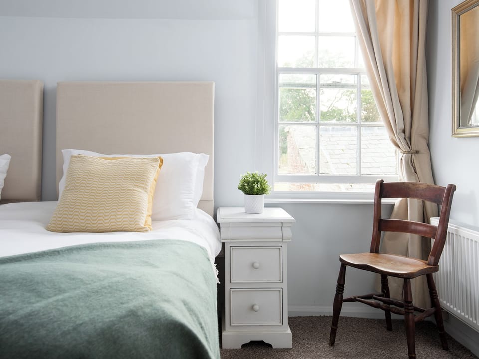 Twin bedroom | Mullins House - Brinkburn Cottages, Longframlington, near Rothbury