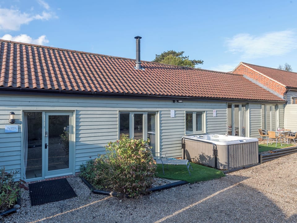 Private parking for 2 cars | The Milking Parlour - Manor Mews, Tattersett, near Fakenham