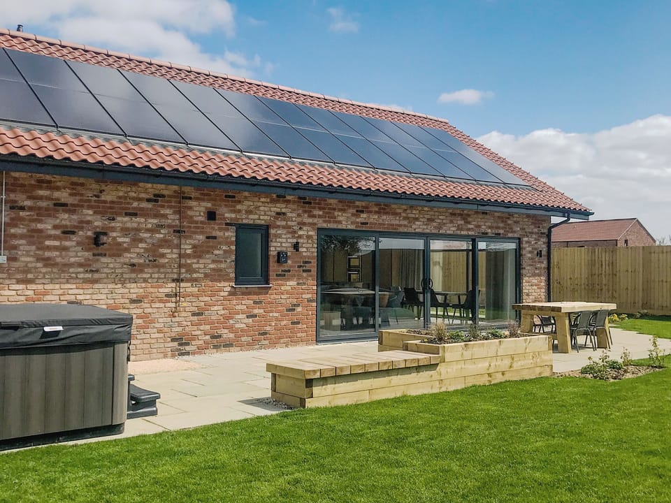 Exterior | Castle Hill Barn - Ashlin Farm Barn, Dunholme, near Lincoln