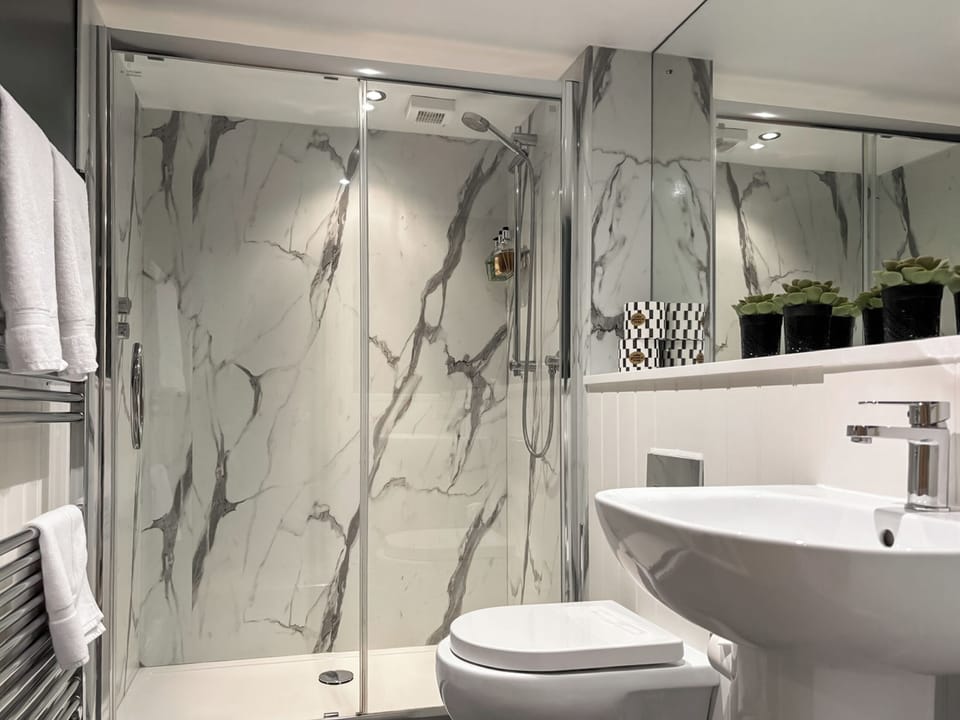 Bathroom | Bailey Cottage, Skipton