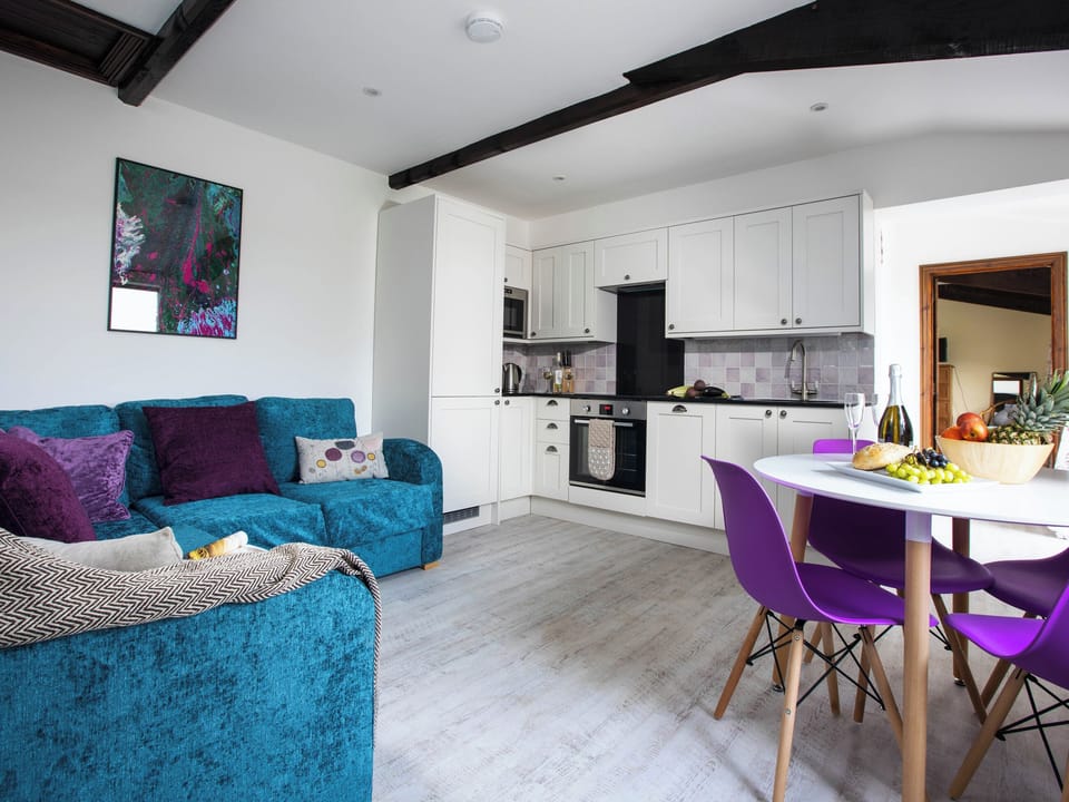 Open plan living space | Lavender Cottage - Woodlands Manor Farm, Woodford, near Bude
