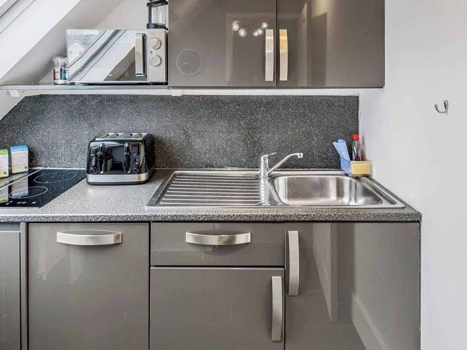 Kitchen | Sandyford Apartment, Jesmond