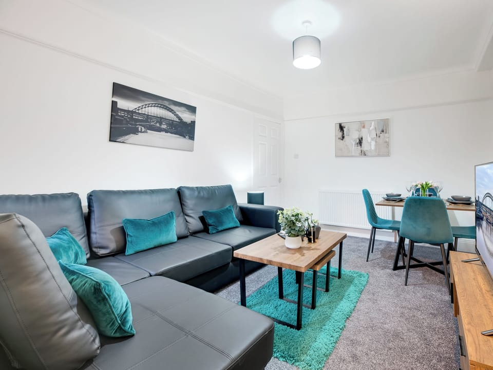 Living room/dining room | Brandon Grove, Jesmond