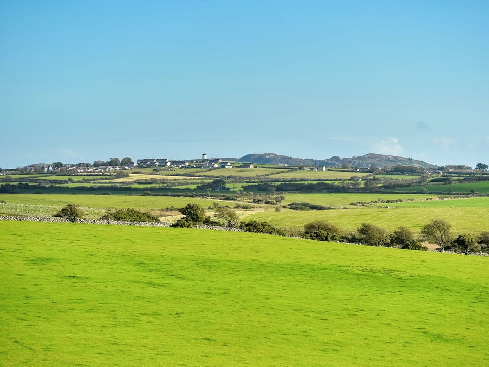 Surrounding area | Ridge Farmhouse, Llanerchymedd