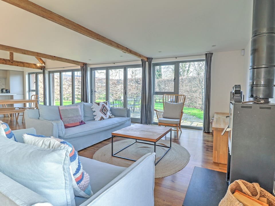 Living area | Gambledown Farm - The Cart Shed - Gambledown Farm Safari Tents, Romsey
