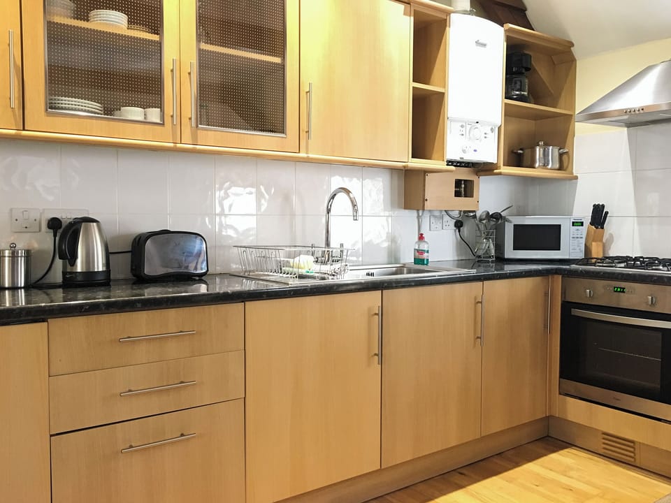 Kitchen area | Porth Cottage - Carnebo Farm, Goonhavern, near Newquay