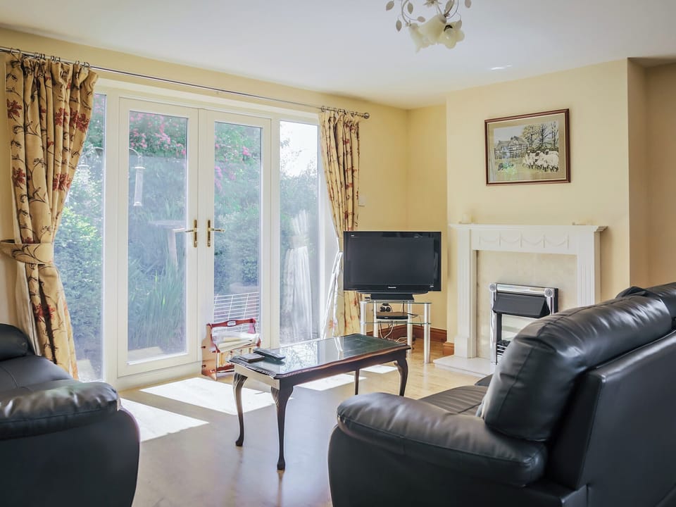 Living room | Dairyman&rsquo;s Cottage - Millmoor Farm, Bickley, near Malpas