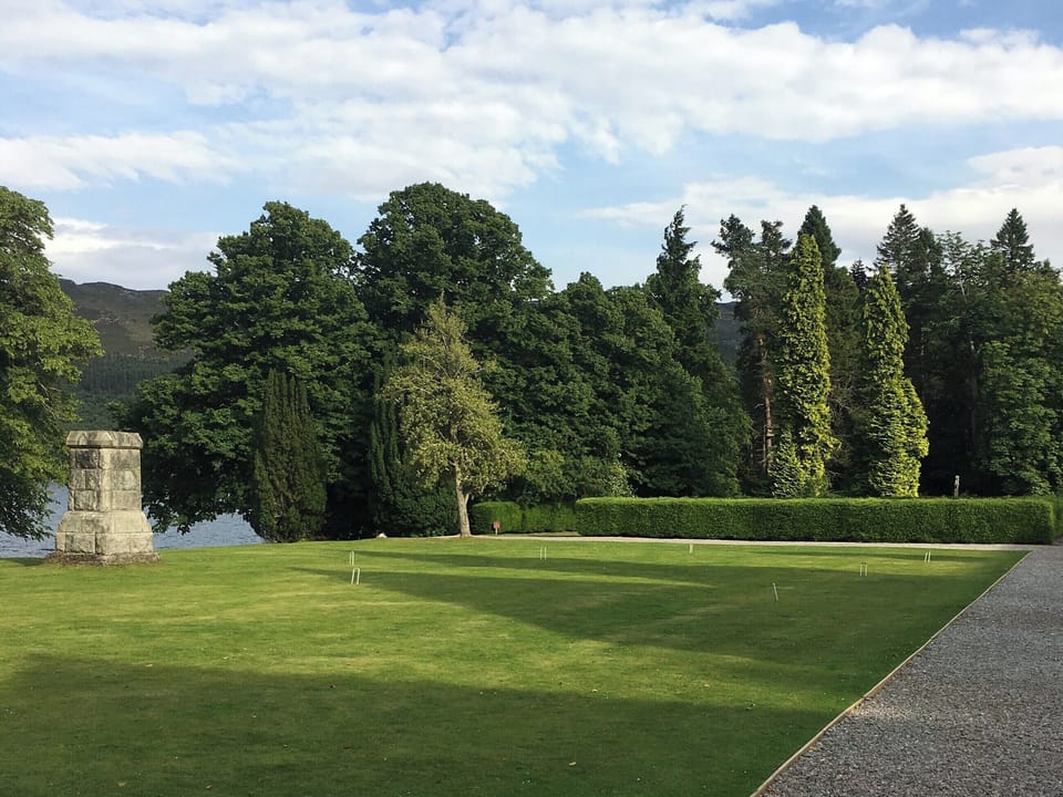 Setting | Moat House 1 - Highland Club, Fort Augustus