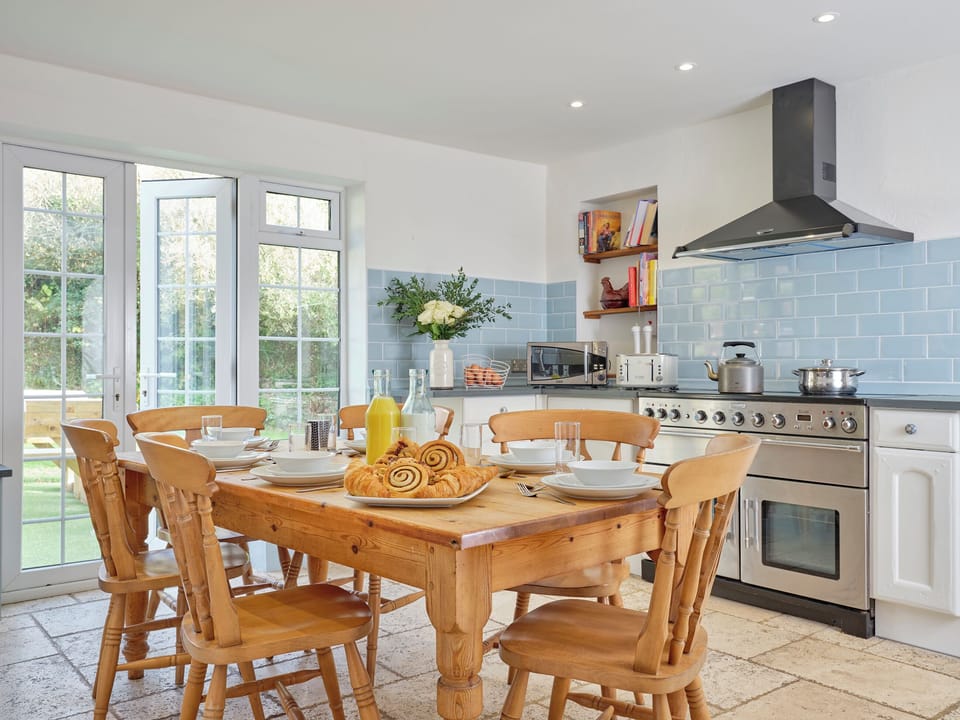 Kitchen | West Anstey Farmhouse - The Retreat, West Anstey