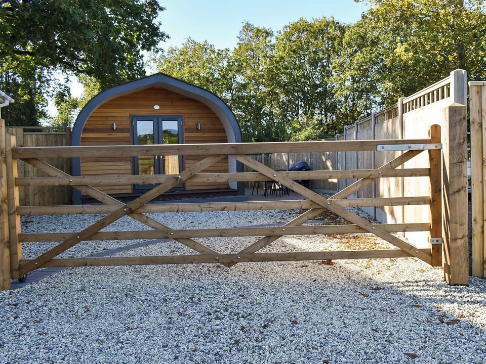 Exterior | Dudsbury Lodge, Ferndown