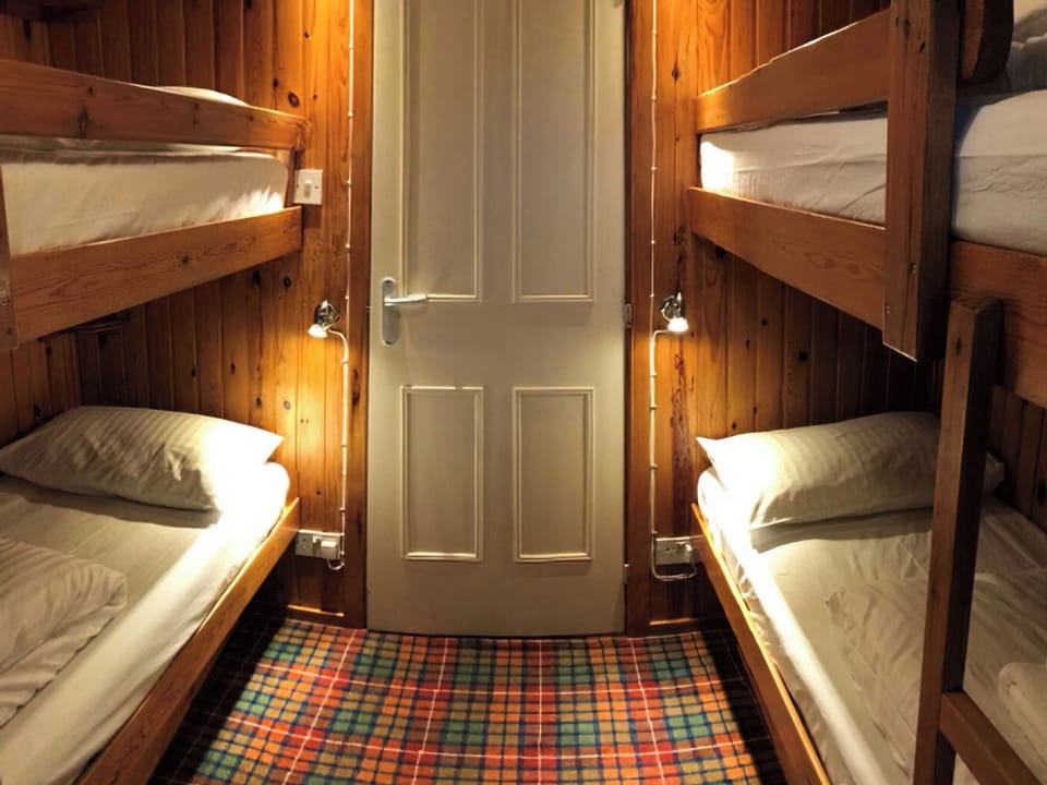 Bedroom | Cedar Chalet 19 - Loch Monzievaid, Crieff