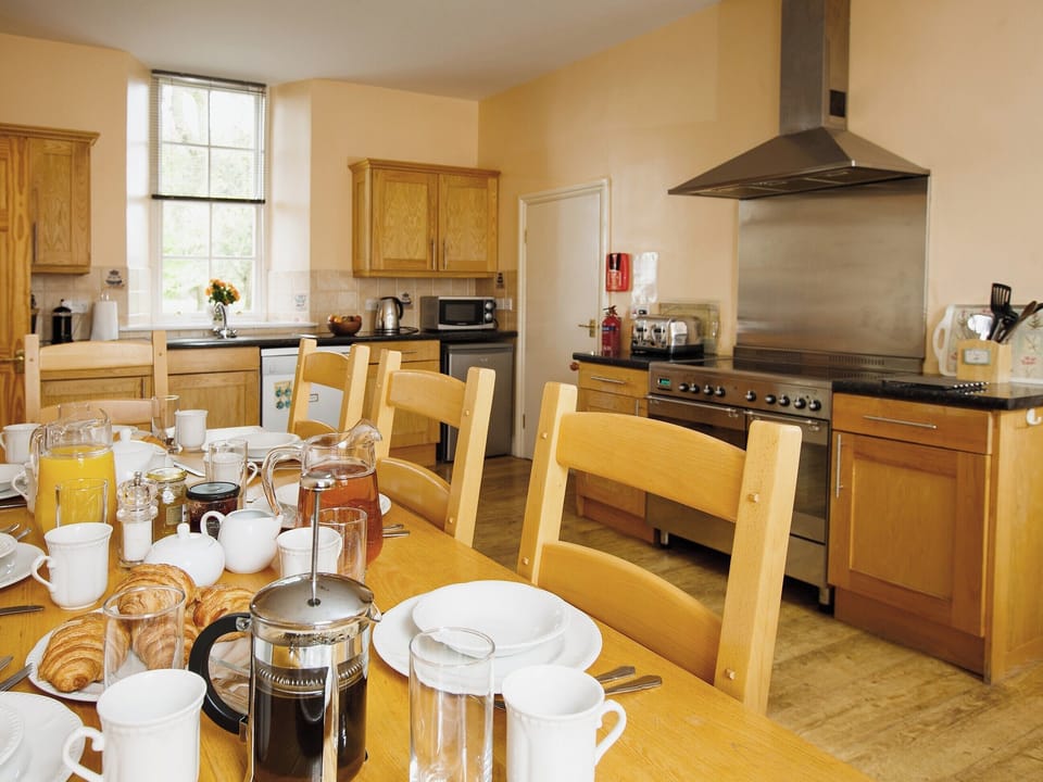 Kitchen/diner | The Coach House, Freshwater East near Pembroke