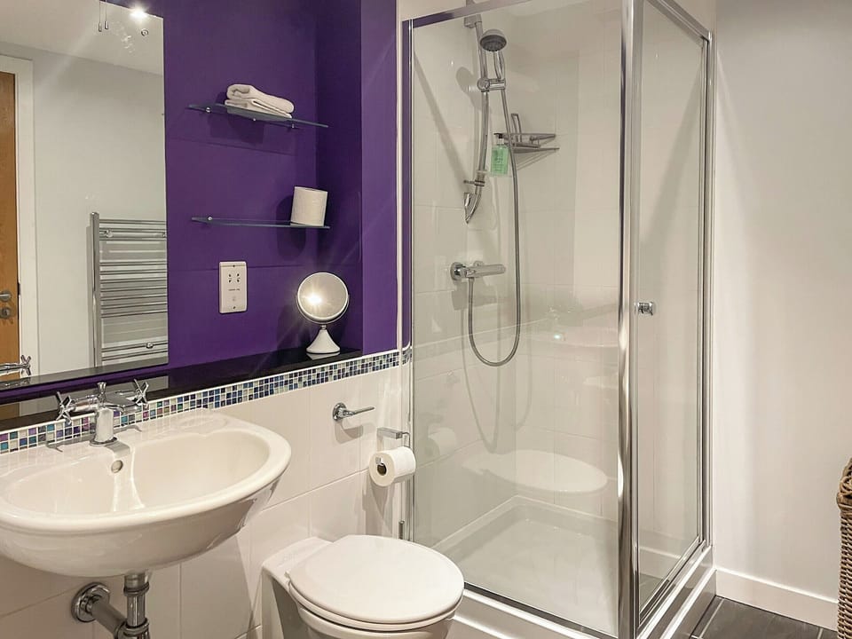 Shower room | Abbey Church 14 - Highland Club, Fort Augustus