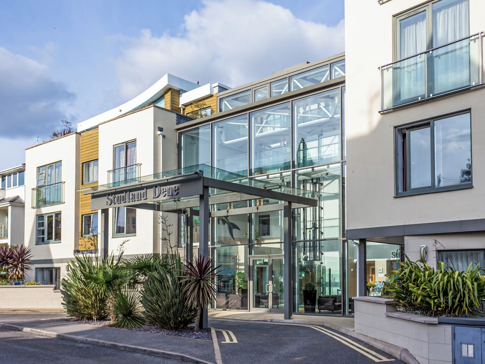 Exterior | Ospreys, Bournemouth