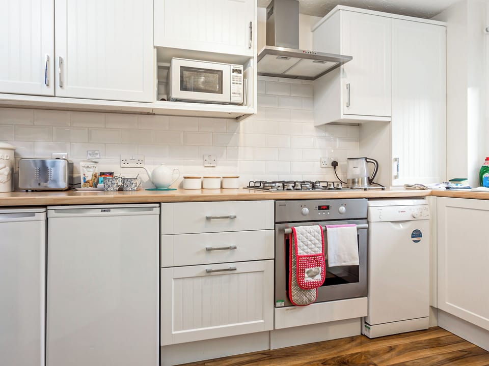 Kitchen | Sandpiper, Poole