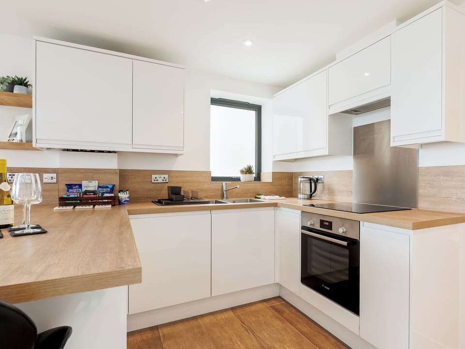 Kitchen/diner | Rise and Shine, Southbourne, near Christchurch