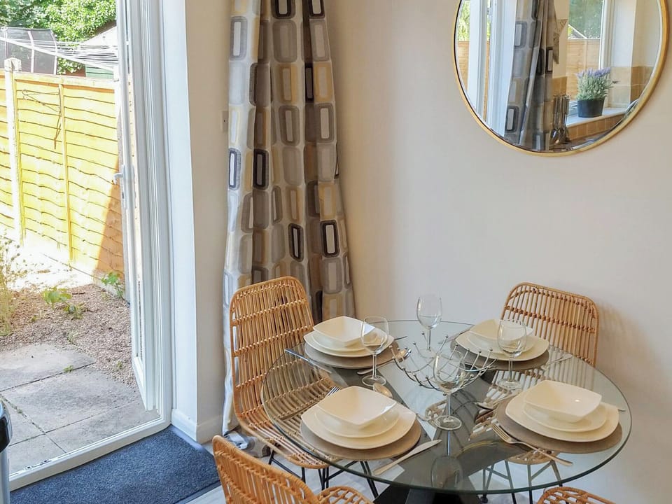 Dining Area | Redcot Gardens, Stamford