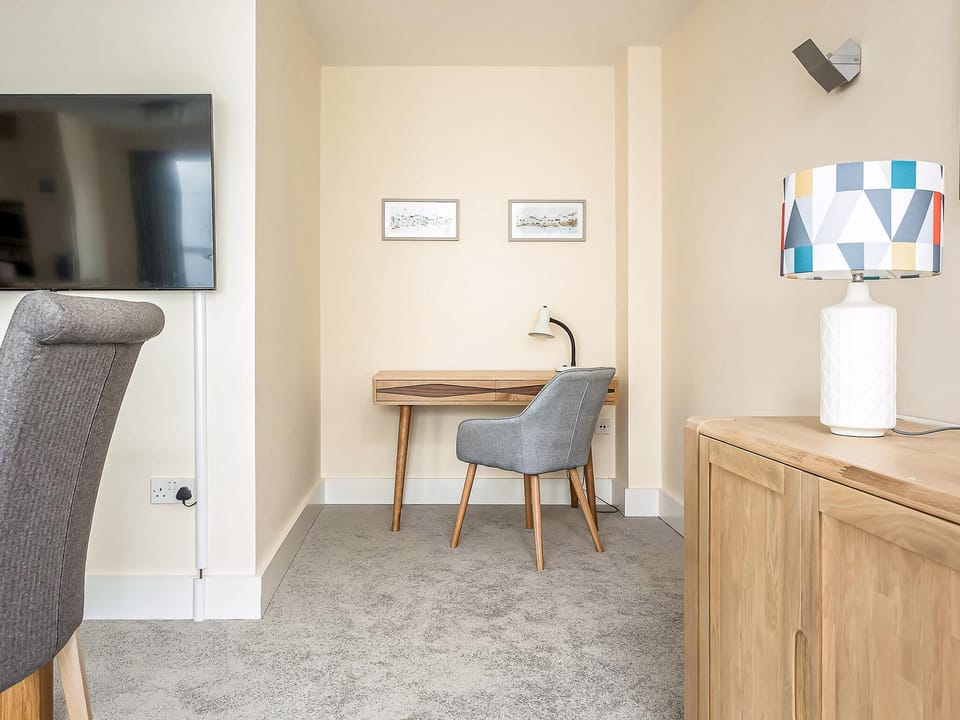 Living area | Steep Holm, Poole