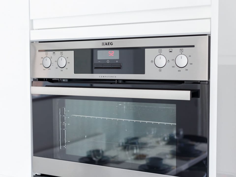 Kitchen area | Heath Reach, Poole