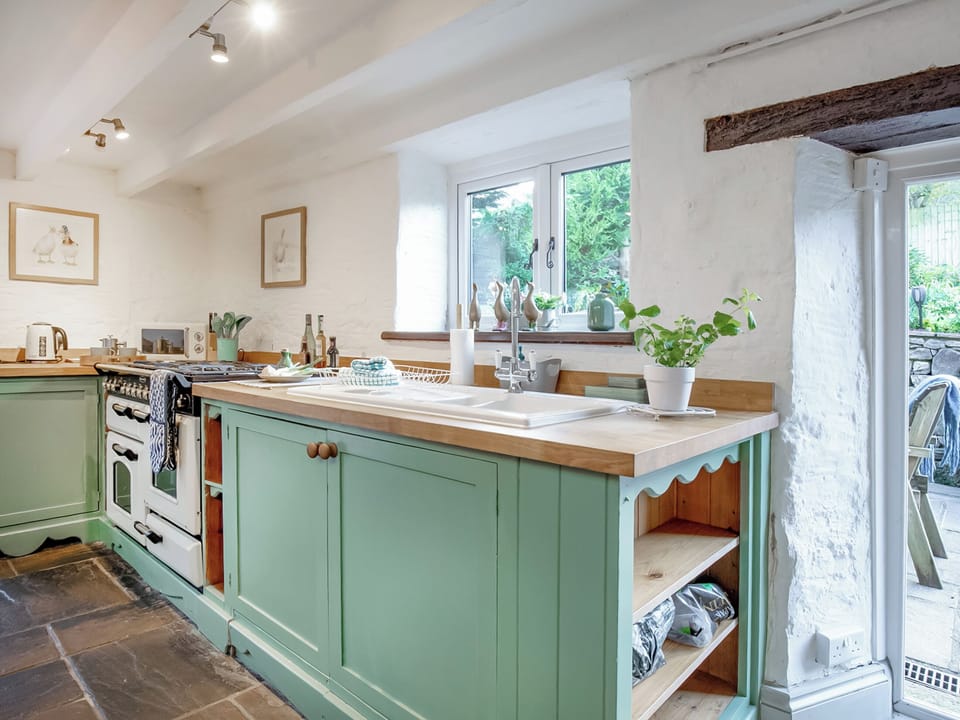 Kitchen/diner | The Old Mill - The Old Mill Cottages, Marldon, near Paignton