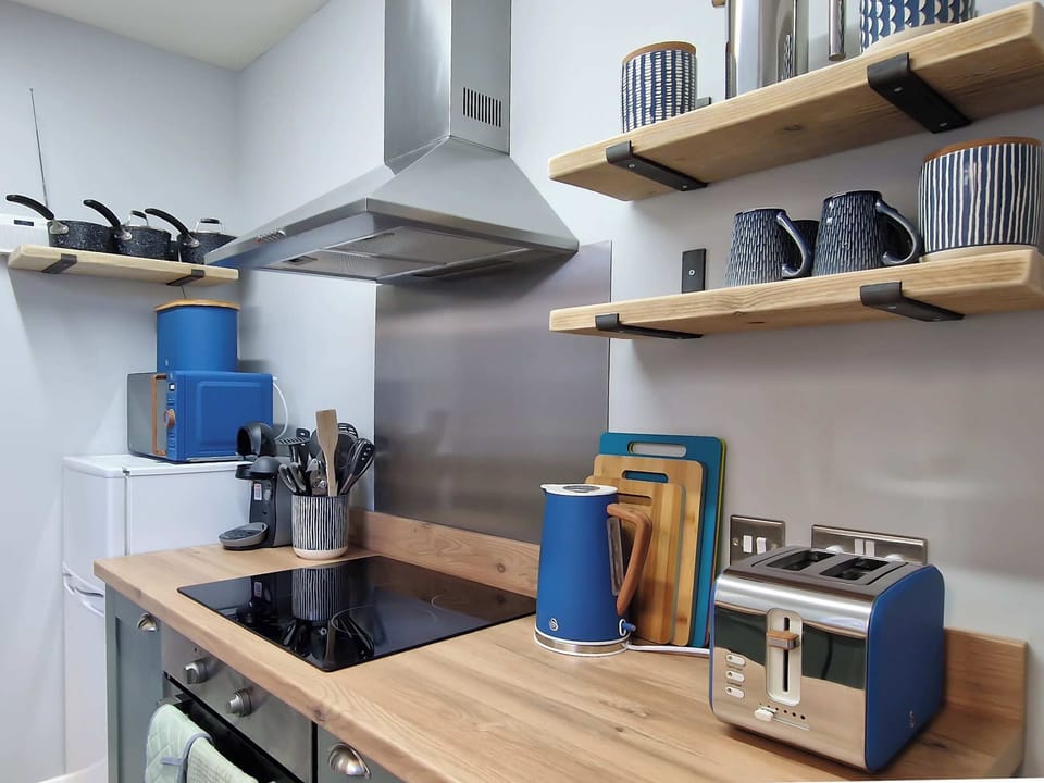 Kitchen | Curlew Cottage, Pakefield
