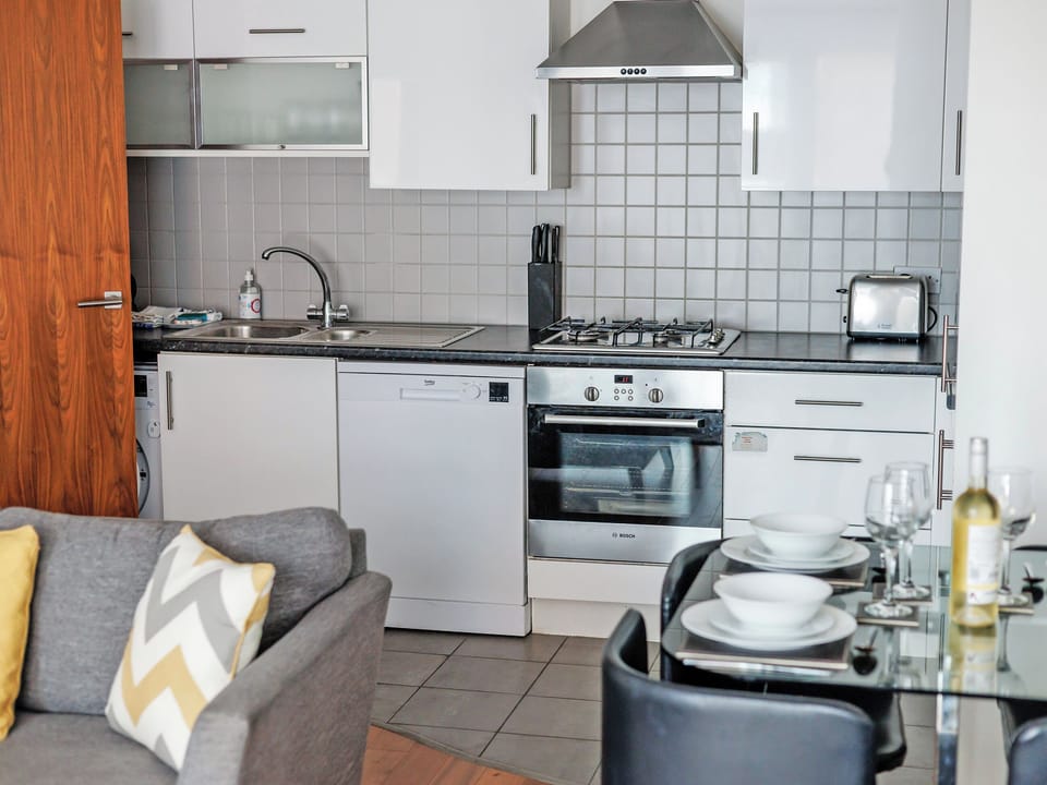 Kitchen area | Castle Lanes, Poole