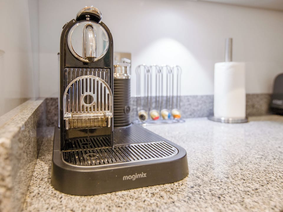 Kitchen | The Hawking - Empress Court, Oxford