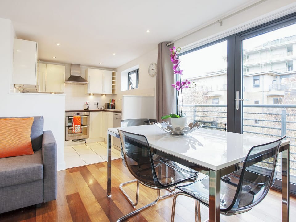 Dining Area | The Hawking - Empress Court, Oxford