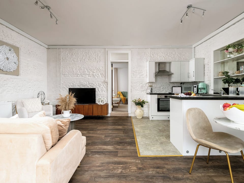 Open plan living space | Primrose - The Vineyard, Blandford Forum