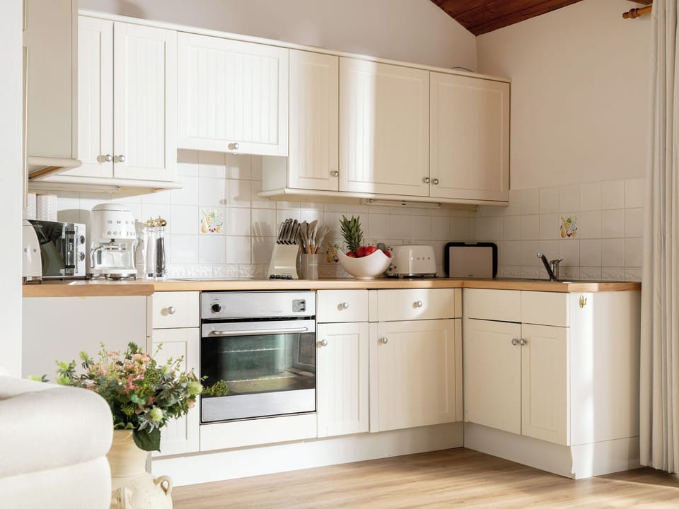 Kitchen area | Snowdrop - The Vineyard, Blandford Forum
